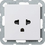 Gira 284003 Gira Steckdose mit Schutzkontakt EURO-US 16 A 250 V~ in reinweiß glänzend für System 55 Programmübergreifend 