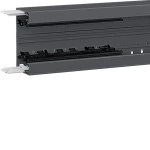 Hager BRN6513019011 Brüstungskanal-Unterteil Profil Geräteeinbau BRN 68x130mm aus PVC grschwarz 2 Meter 