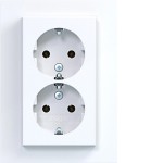 Hager WAS2177WG Doppelsteckdose SCHUKO mit Abdeckplatte, hoch, Steckklemmen, A.8, lichtweiß gl 