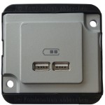 Merten MEG4366-7060 USB Ladestation mattsilber PANZER 