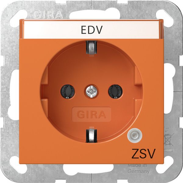 Gira 4452109 Schuko-Steckdose 16A 250V mit grünem Kontrolllicht und Beschriftungsfeld mit oranger Abdeckung und Aufdruck 'ZSV' (zusätzliche Sicherheitsversorgung) Orange glänzend