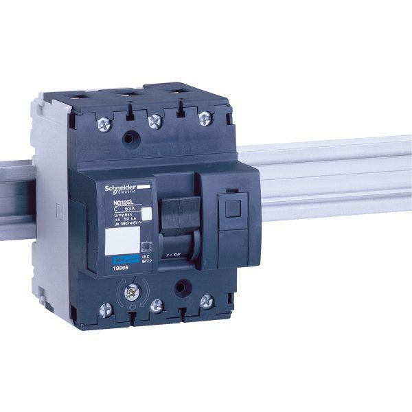 Schneider 18766 Leistungsschalter NG125L, 3P, 63A, B Charakteristik